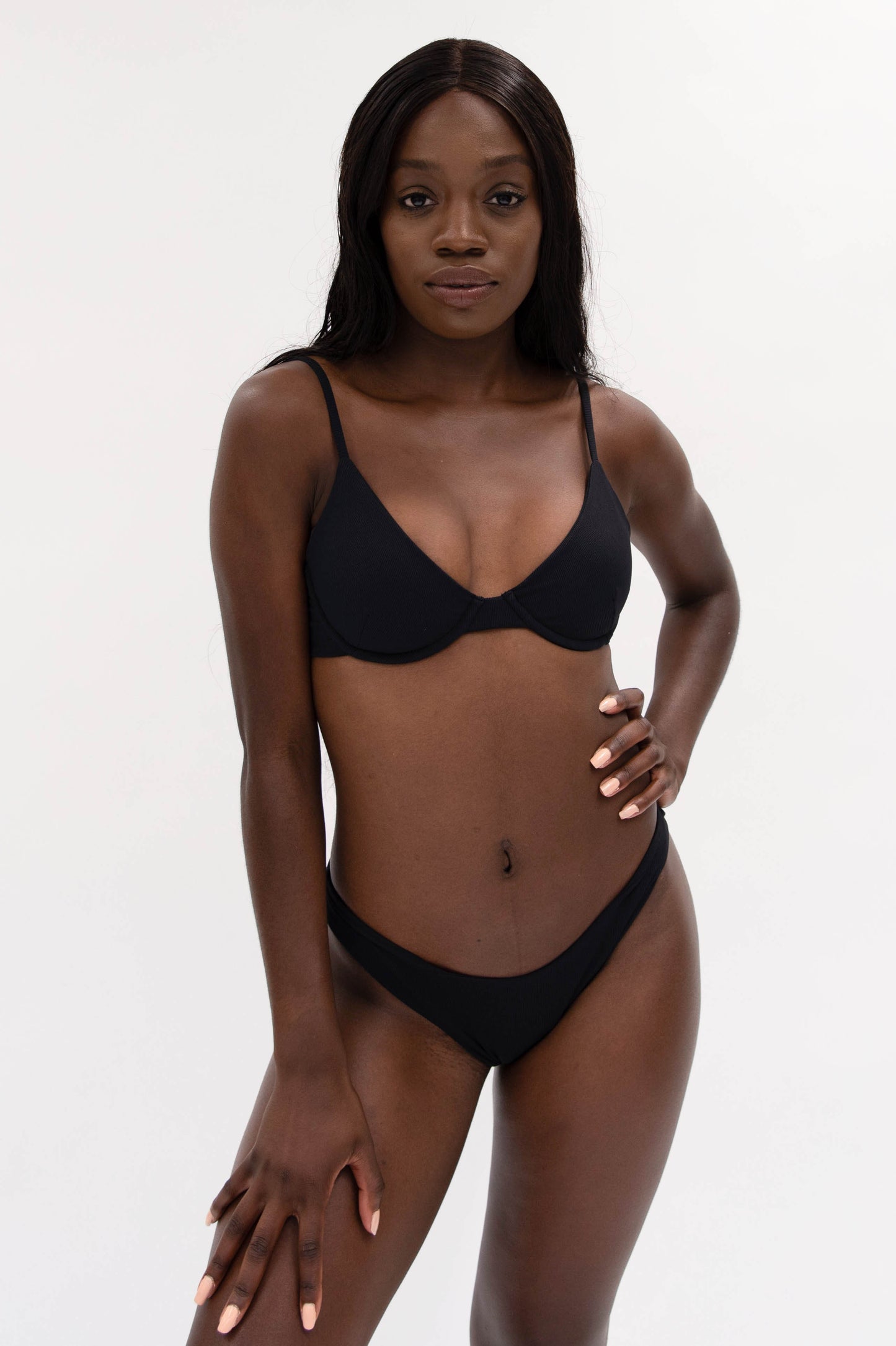model with black sustainable classy bikini 